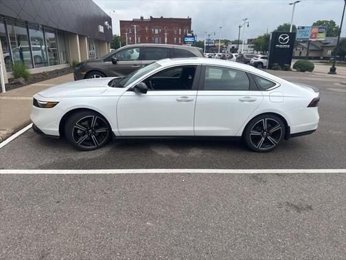 2023 Honda Accord Hybrid Base