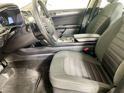 Agate Black 2019 Ford Fusion SE