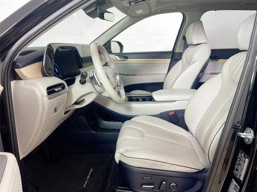 Abyss Black Pearl 2023 Hyundai PALISADE Limited