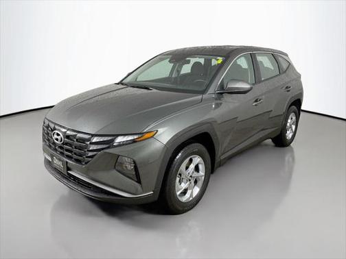 2023 Hyundai TUCSON SE
