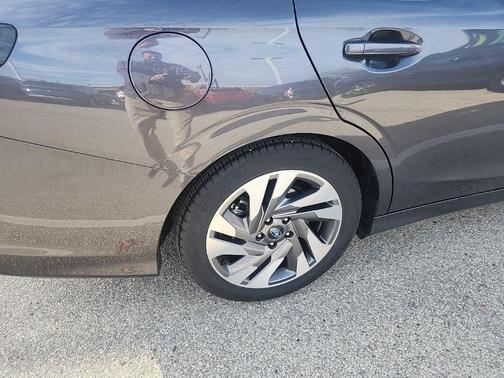 2023 Subaru Legacy Limited