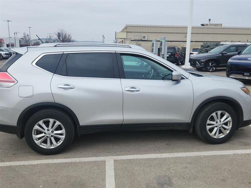 2014 Nissan Rogue SV