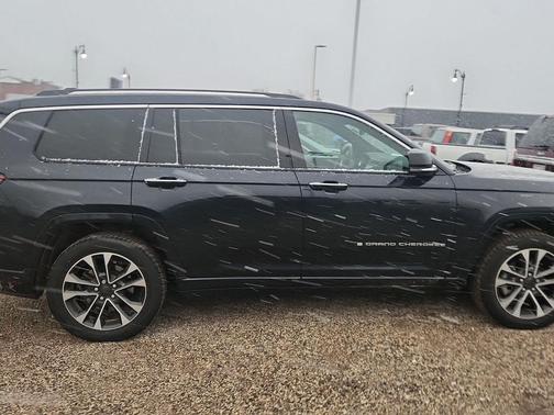 2024 Jeep Wagoneer L Series II 4x4