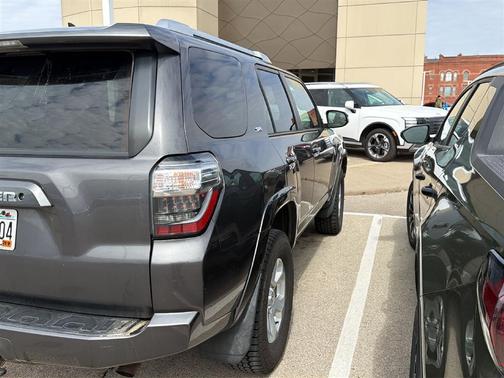 Magnetic Gray Metallic 2015 Toyota 4Runner SR5