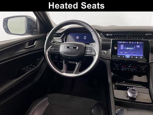Baltic Gray Metallic Clearcoat 2024 Jeep Grand Cherokee Altitude