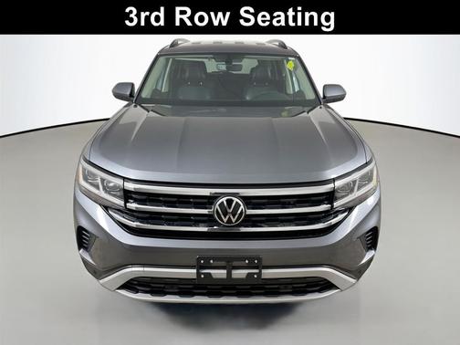 Platinum Gray Metallic 2022 Volkswagen Atlas 3.6L SE w/Technology