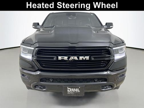 Diamond Black Crystal Pearlcoat 2021 RAM 1500 Laramie
