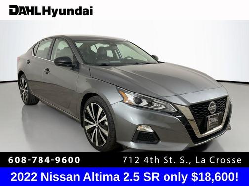 2022 Nissan Altima SR Intelligent AWD
