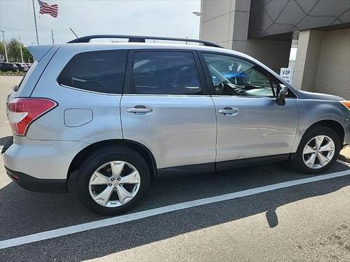 2014 Subaru Forester 2.5i Touring