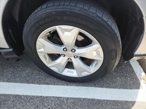 2014 Subaru Forester 2.5i Touring