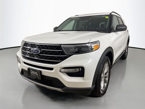 Star White Metallic Tri-Coat 2021 Ford Explorer XLT
