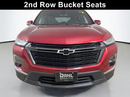 Cherry Red Tintcoat 2022 Chevrolet Traverse LT Cloth