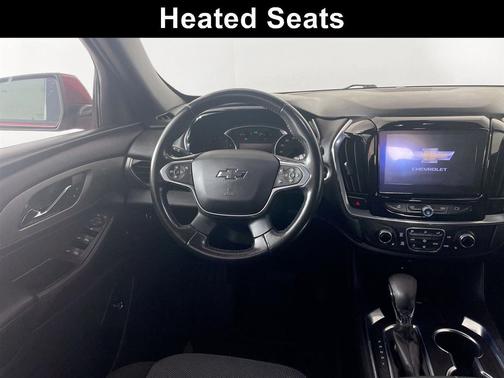Cherry Red Tintcoat 2022 Chevrolet Traverse LT Cloth