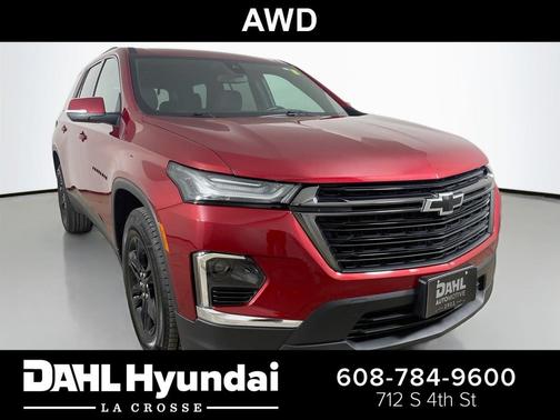 Cherry Red Tintcoat 2022 Chevrolet Traverse LT Cloth