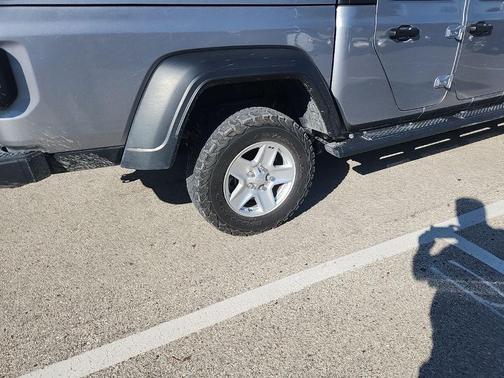 2020 Jeep Gladiator Sport S