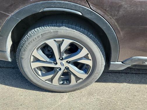 Cinnamon Brown Pearl 2022 Subaru Outback Limited