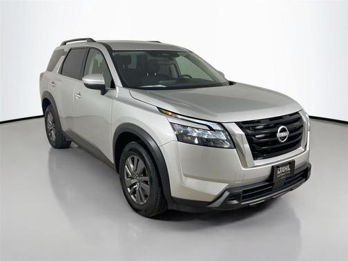 2025 Nissan Pathfinder SV 4WD