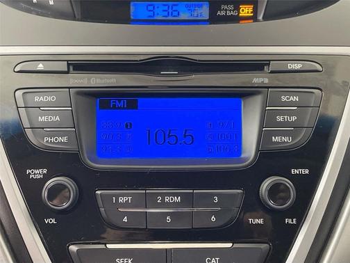 Radiant Silver 2013 Hyundai ELANTRA GLS