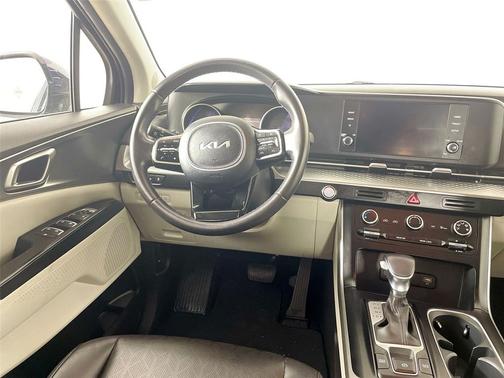 Deep Chroma Blue 2024 Kia Carnival LX