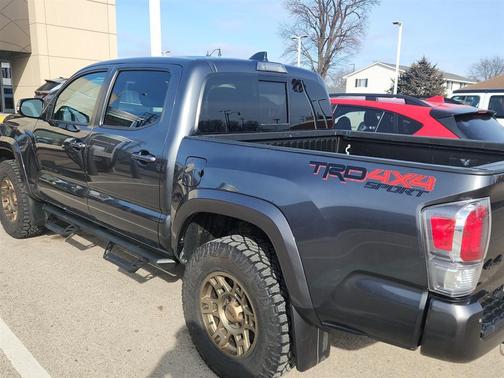 2021 Toyota Tacoma TRD Sport