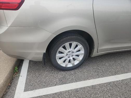 2015 Toyota Sienna XLE Premium