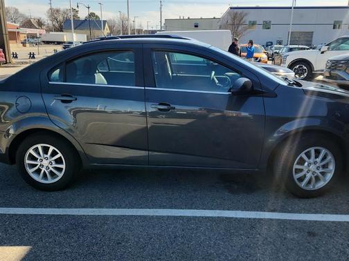 2019 Chevrolet Sonic LT