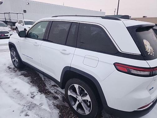 2023 Jeep Grand Cherokee 4xe Base