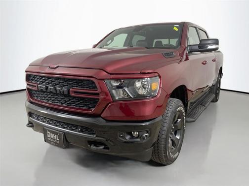 Delmonico Red Pearlcoat 2022 RAM 1500 Big Horn/Lone Star
