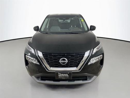 Super Black 2023 Nissan Rogue SV