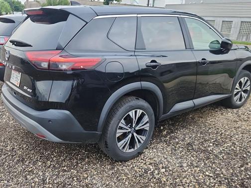 Super Black 2023 Nissan Rogue SV