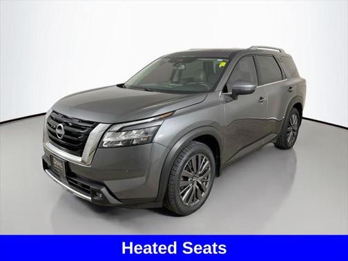 2022 Nissan Pathfinder SL 4WD