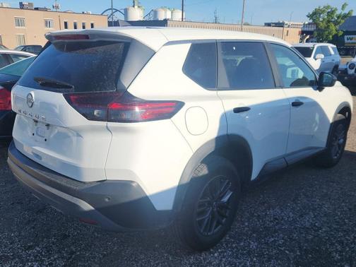 Glacier White 2023 Nissan Rogue S