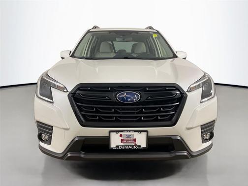 Crystal White Pearl 2024 Subaru Forester Premium
