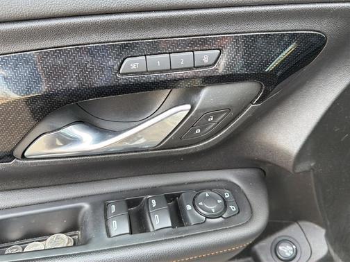 Summit White 2022 GMC Terrain AWD AT4