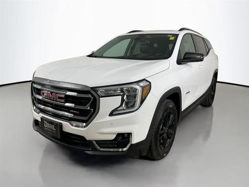 Summit White 2022 GMC Terrain AWD AT4