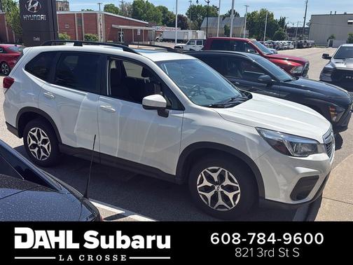 Crystal White Pearl 2019 Subaru Forester Premium