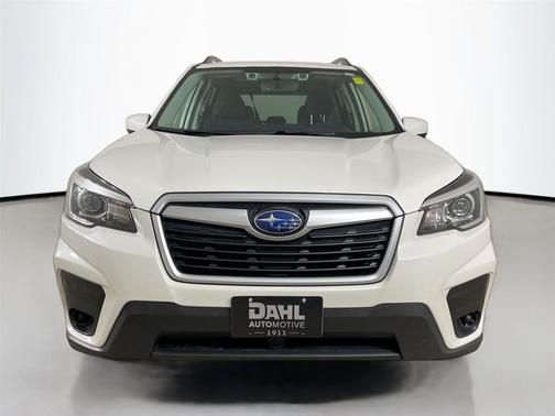 Crystal White Pearl 2019 Subaru Forester Premium