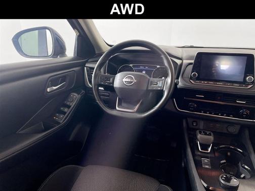 Deep Ocean Blue Pearl 2025 Nissan Rogue SV