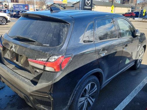 2024 Mitsubishi Outlander Sport SE