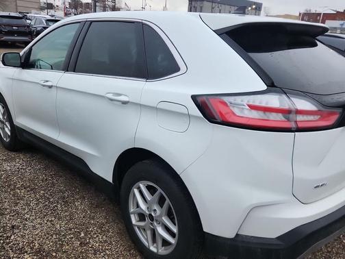 Oxford White 2024 Ford Edge SEL