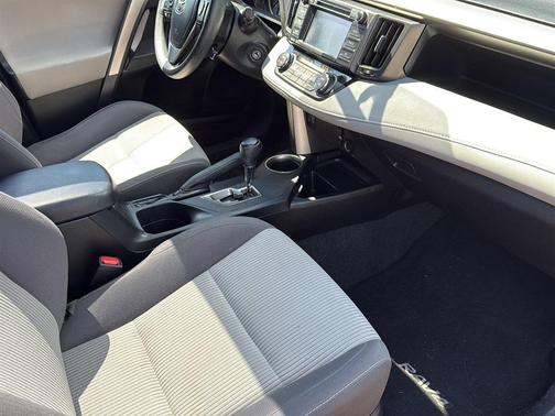 Barcelona Red Metallic 2015 Toyota RAV4 XLE