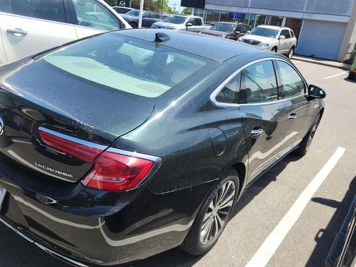 Dark Forest Green Metallic 2017 Buick LaCrosse Essence