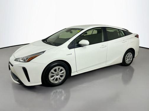 2021 Toyota Prius LE