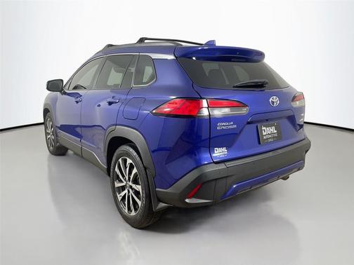 2024 Toyota Corolla Cross XLE
