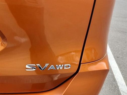 2018 Nissan Rogue SV