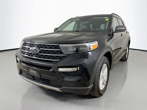 Agate Black Metallic 2024 Ford Explorer XLT