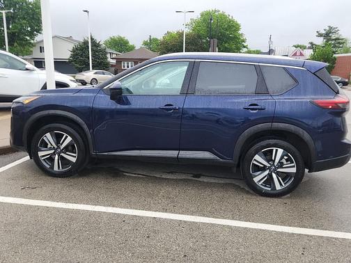 Deep Ocean Blue Pearl 2026 Nissan Rogue SL