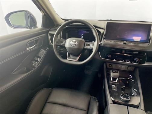 Deep Ocean Blue Pearl 2026 Nissan Rogue SL