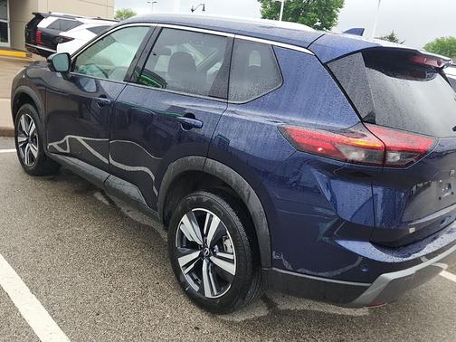 Deep Ocean Blue Pearl 2026 Nissan Rogue SL