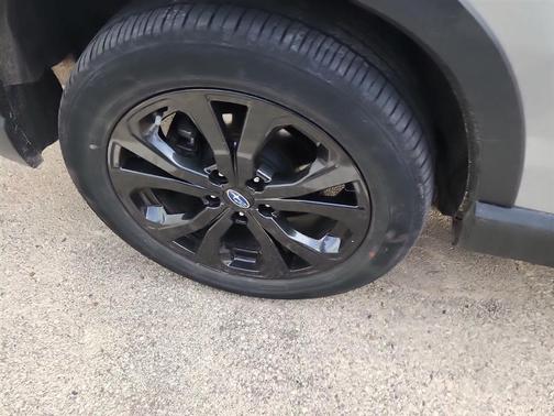 Ice Silver Metallic 2023 Subaru Forester Sport